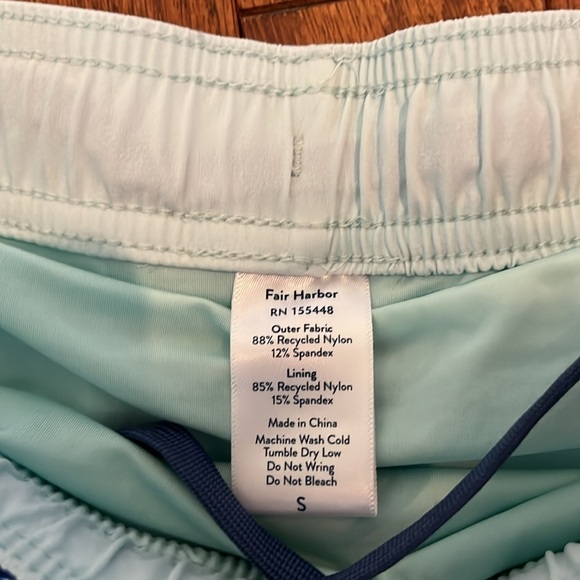 NWT Fair Harbor | The Atlantique Board Short Blue Floral Swim Beach Size Small - Picture 9 of 11